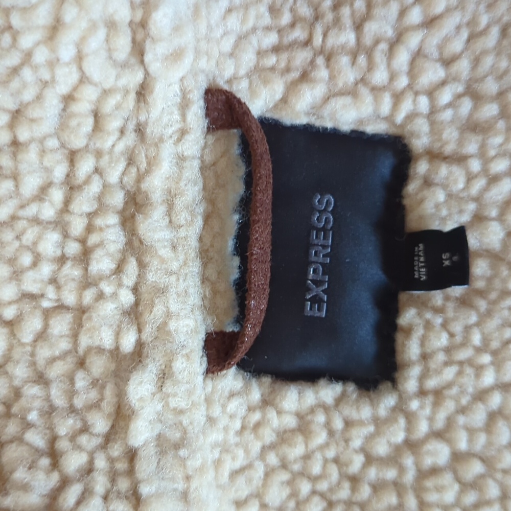 New Without Tags Express Brown and Cream Teddy Jacket with Sherpa Lining XS - Picture 8 of 13